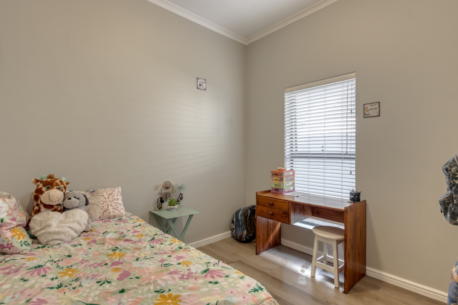 3 Bedroom Property for Sale in Aan de Wijnlanden Western Cape